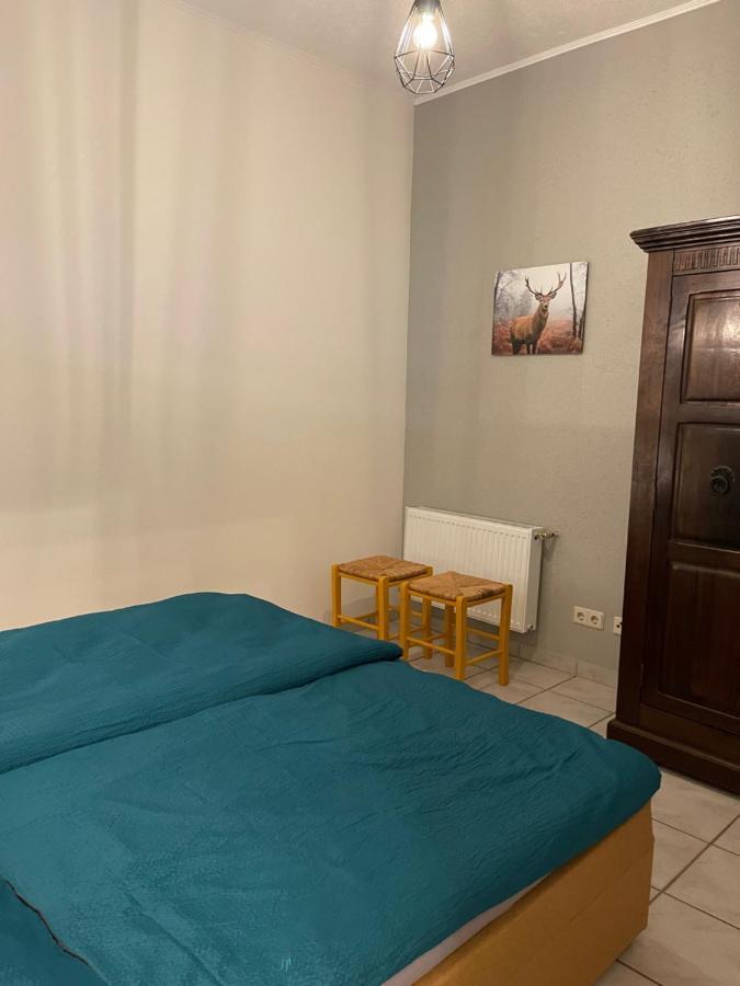 Mitten In Der Natur : Ferienwohnung Mit 3 Schlafzimmern, Neu Eingerichtet Neu Gaarz Luaran gambar