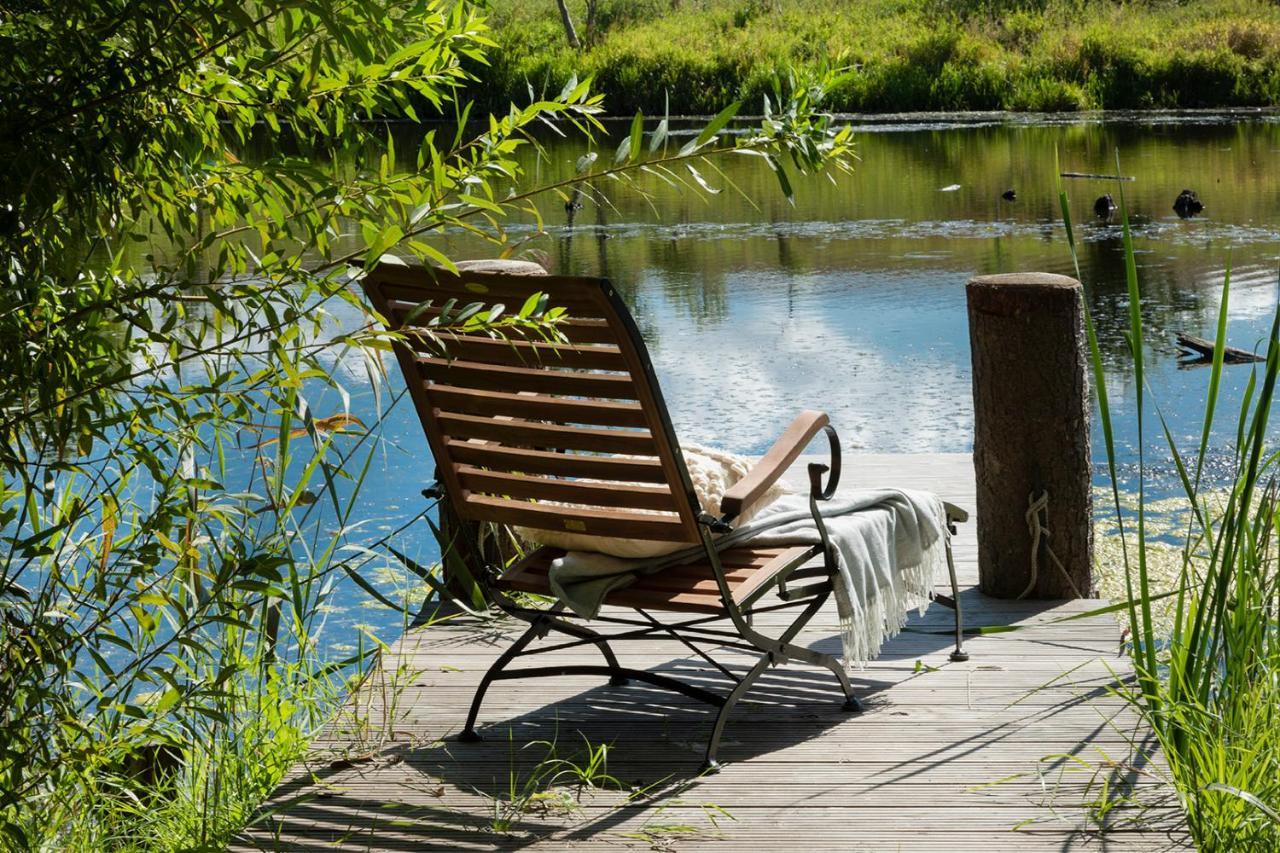 Mitten In Der Natur : Ferienwohnung Mit 3 Schlafzimmern, Neu Eingerichtet Neu Gaarz Luaran gambar